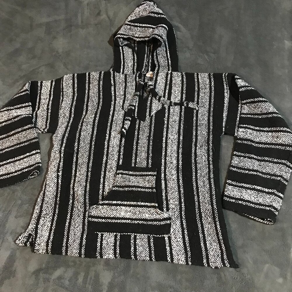 swtr030 - Black/White Baja Hoodie size Large